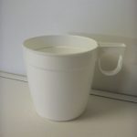 Beker plastic met oor